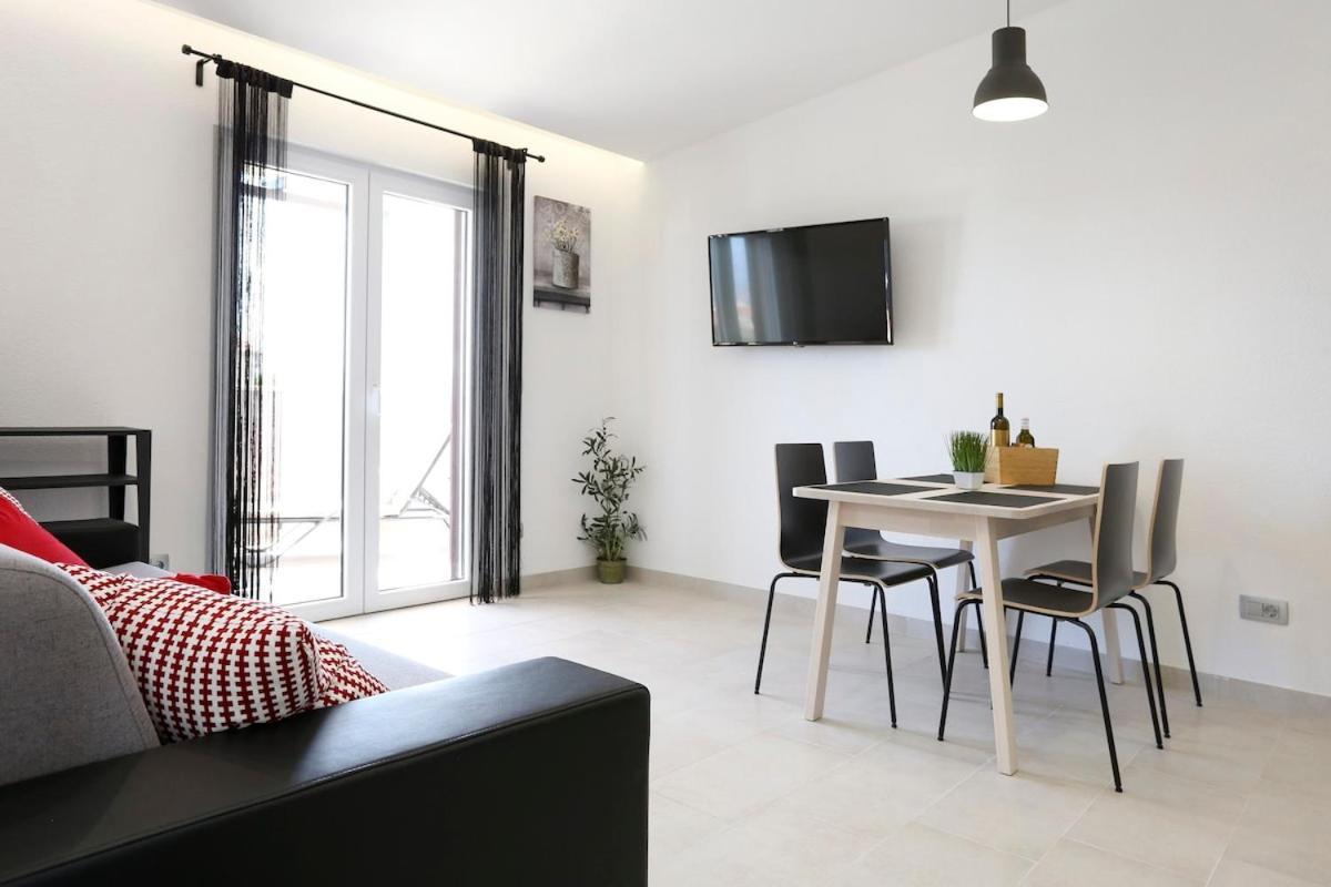 Villa Fides With Private Pool, Garden And Sea View Kastel Novi Exterior photo